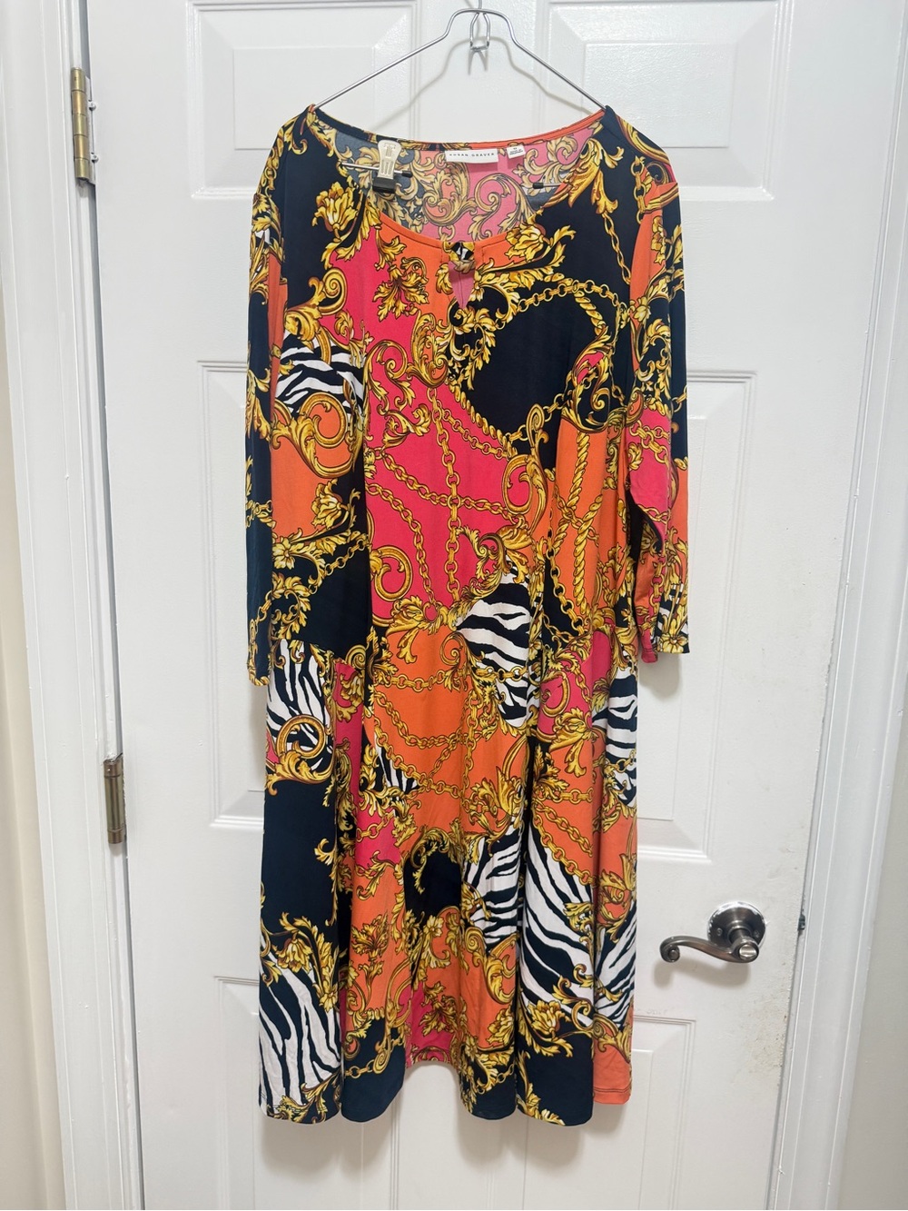 SUSAN GRAVER Mixed Print Long Sleeve Shift Dress in Black, Pink & Orange